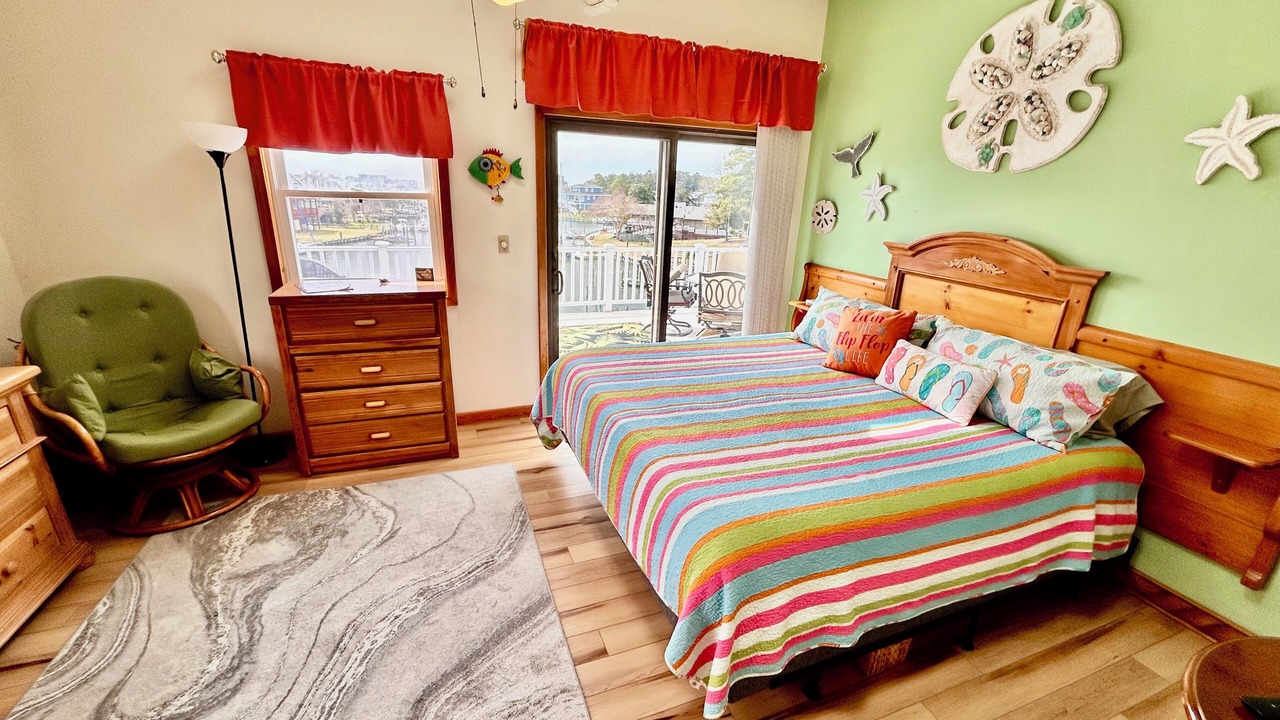Photo of Bedroom in Colington