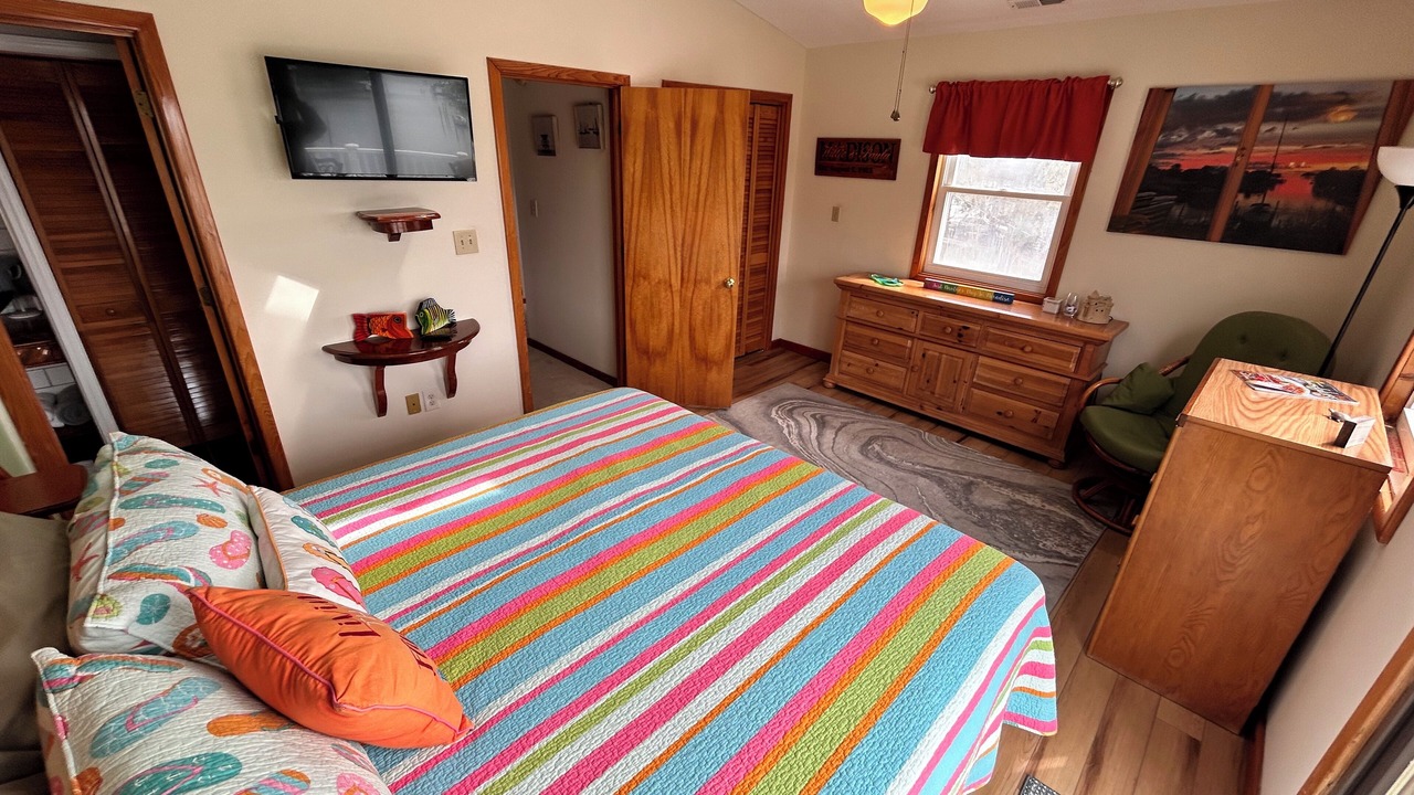 Photo of Bedroom in Colington