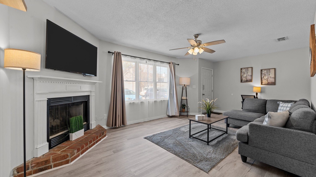Photo of Livingroom in Greenville