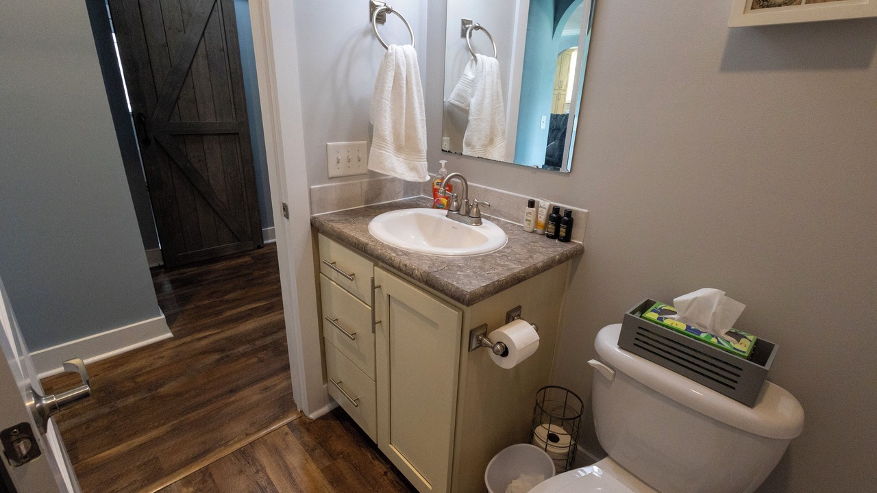 Photo of Bathroom in Ether
