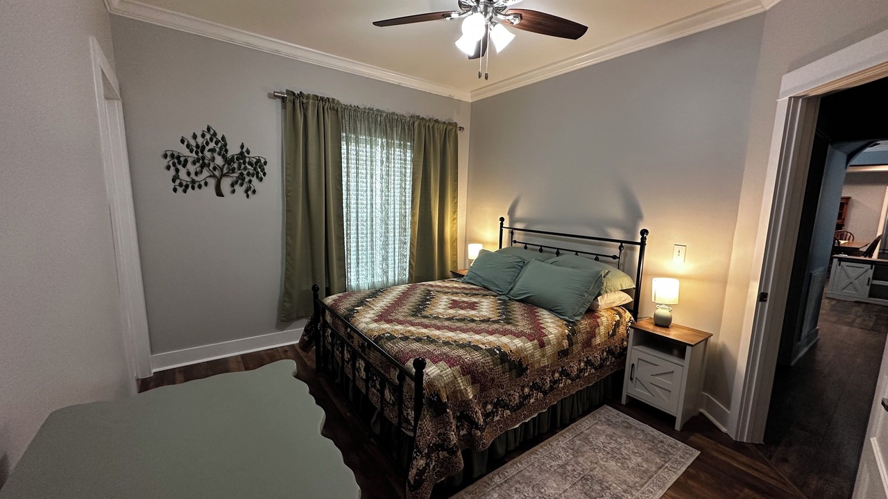 Photo of Bedroom in Ether