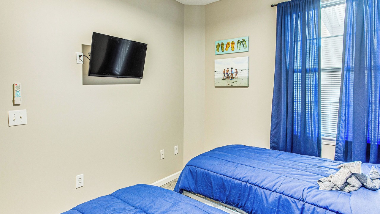 Photo of Bedroom in Carolina Yacht Landing
