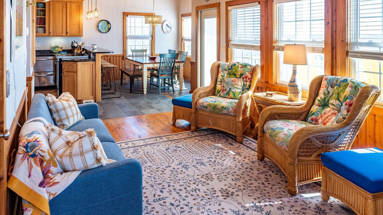 Photo of Livingroom in Harkers Island