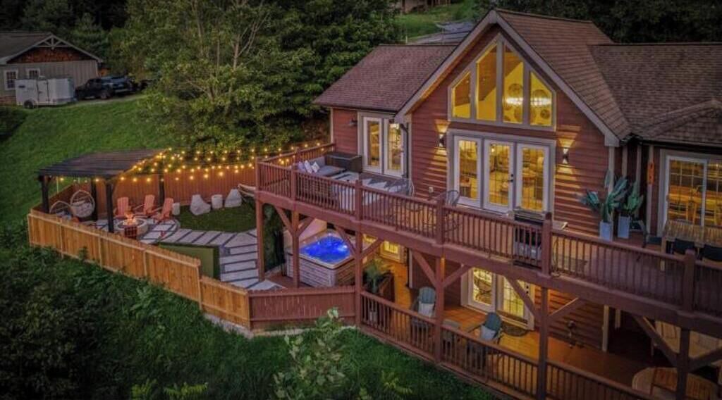 Photo of Outdoor in Waynesville
