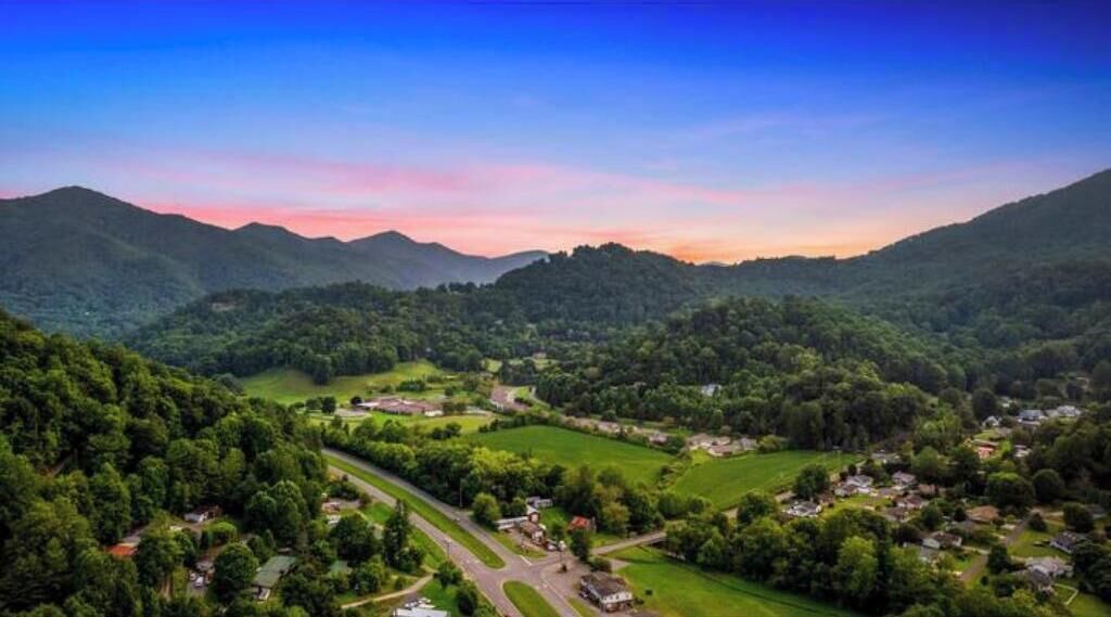 Photo of Outdoor in Waynesville