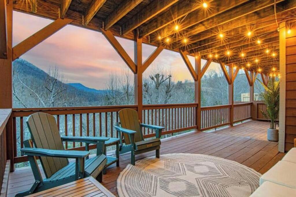 Photo of Patio Balcony in Waynesville