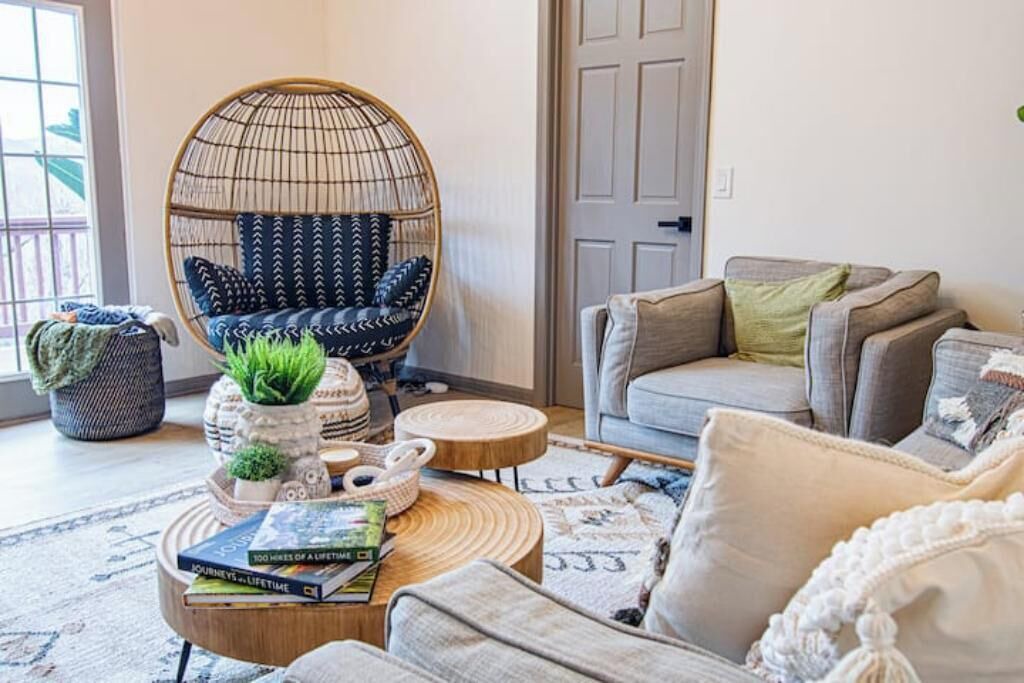 Photo of Livingroom in Waynesville