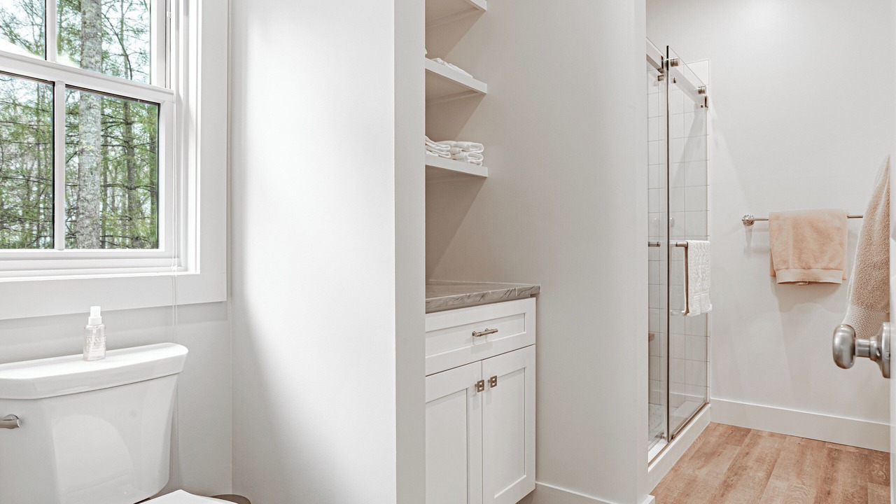 Photo of Bathroom in Saluda