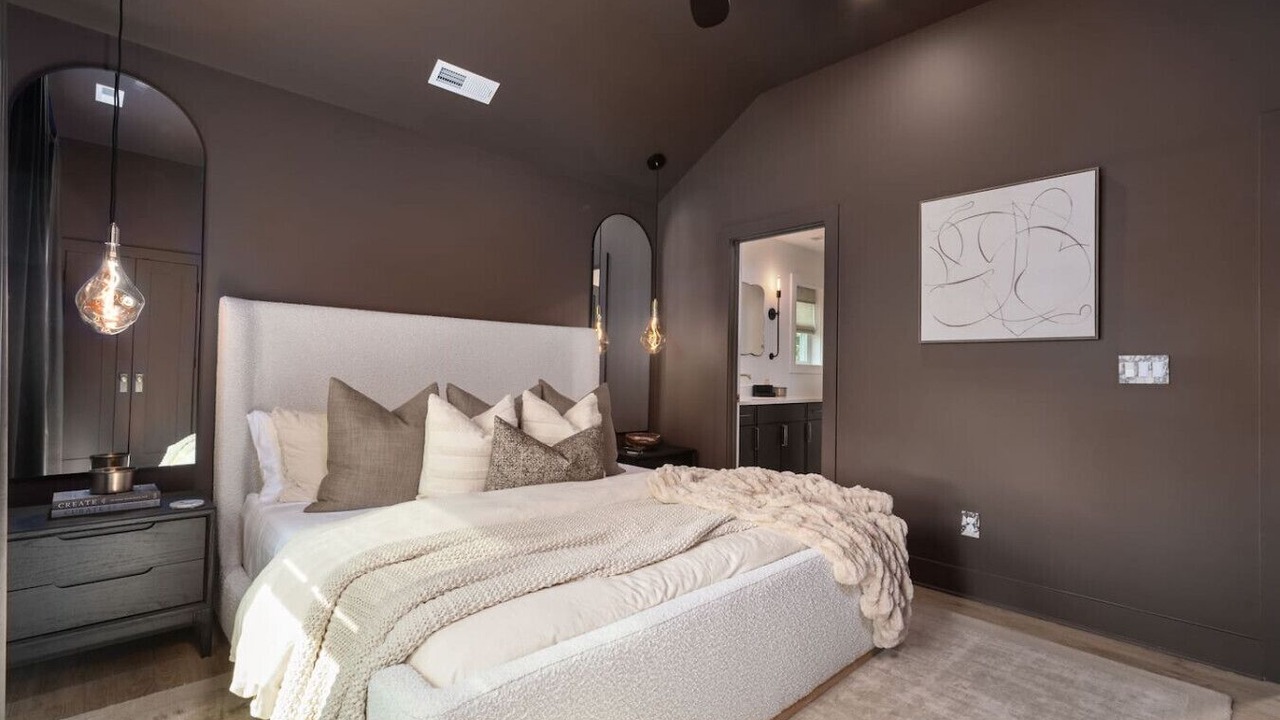 Photo of Bedroom in Colington