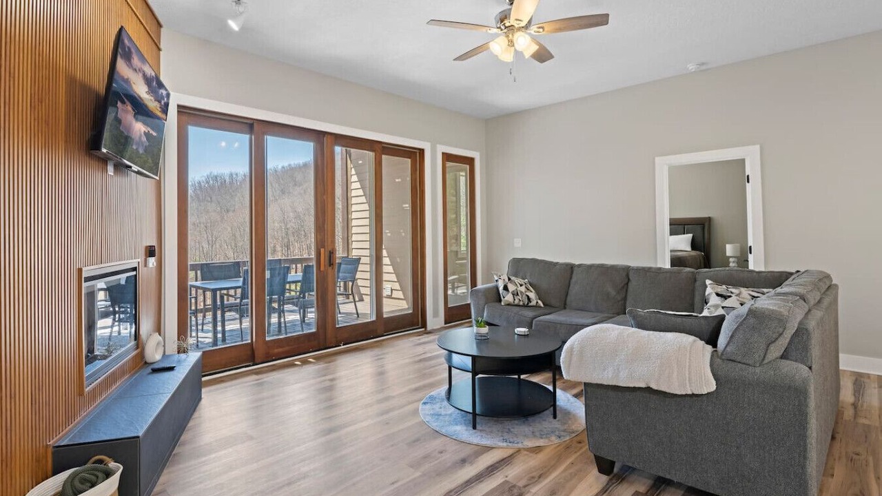 Photo of Livingroom in Sylva