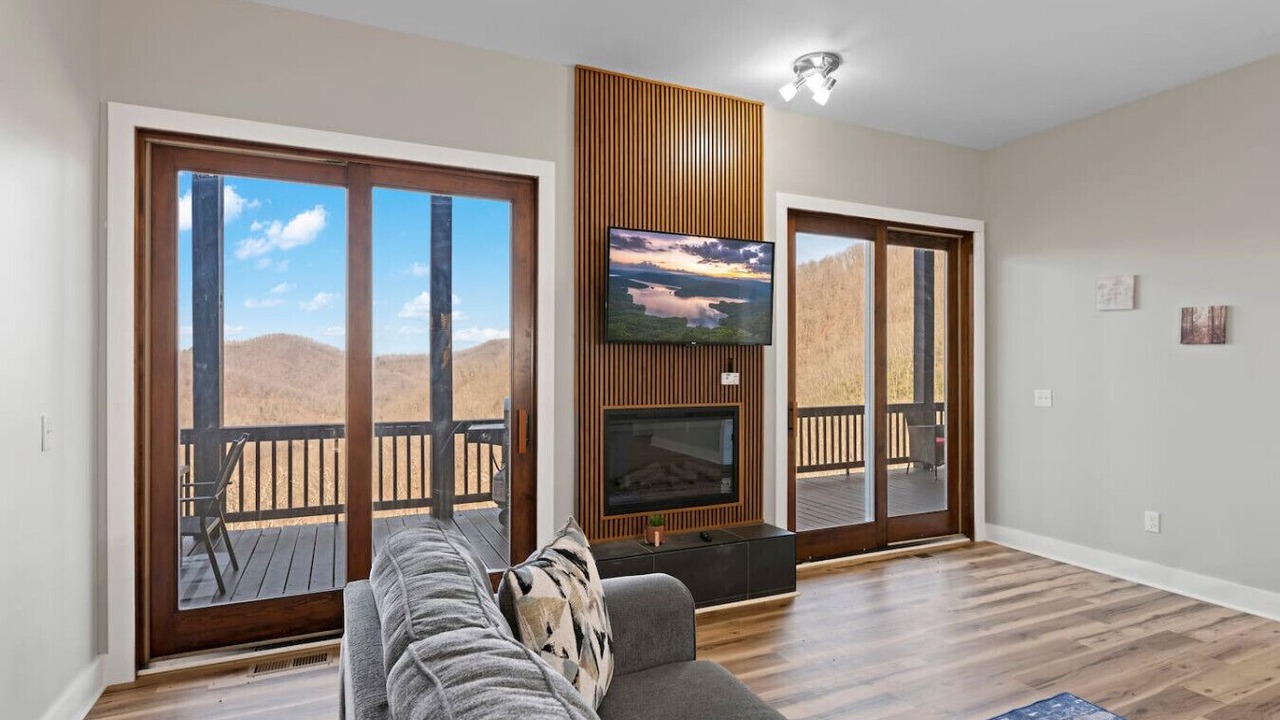 Photo of Livingroom in Sylva