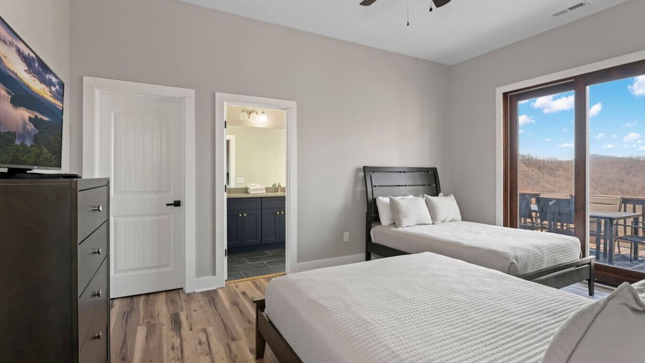 Photo of Bedroom in Sylva