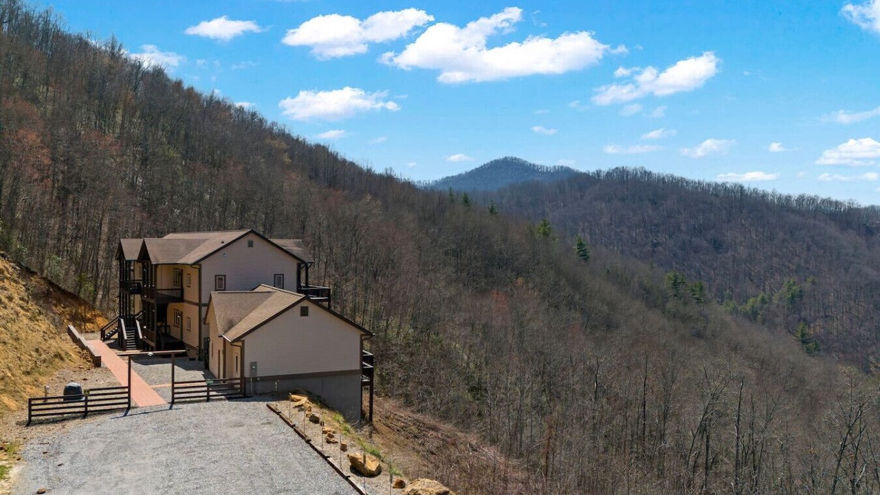 Photo of Outdoor in Sylva