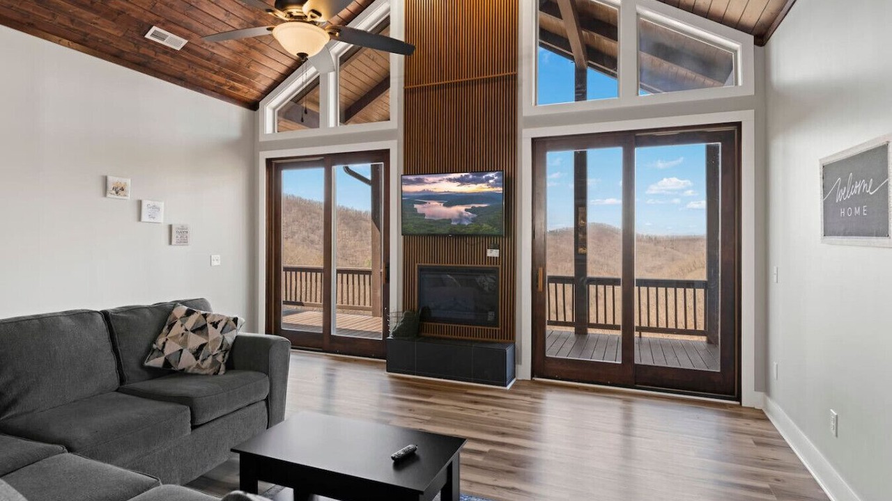 Photo of Livingroom in Sylva