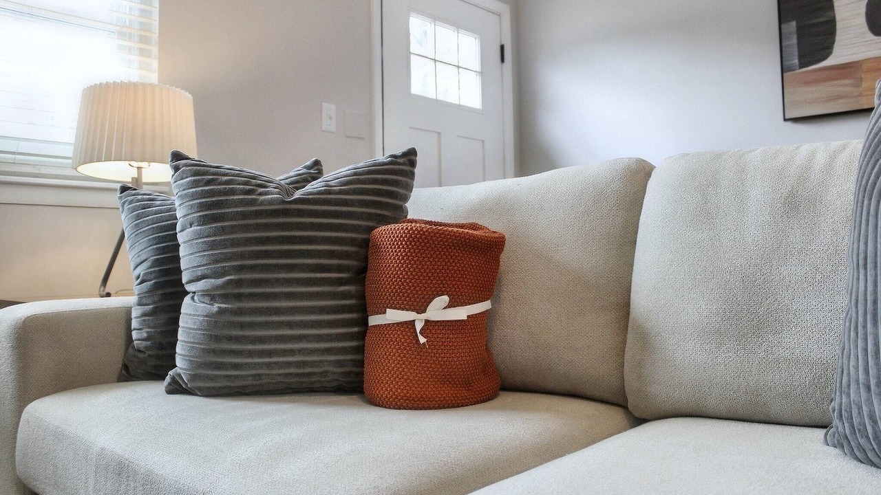 Photo of Livingroom in East Raleigh