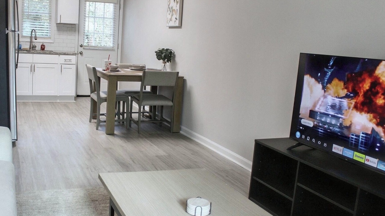 Photo of Livingroom in East Raleigh