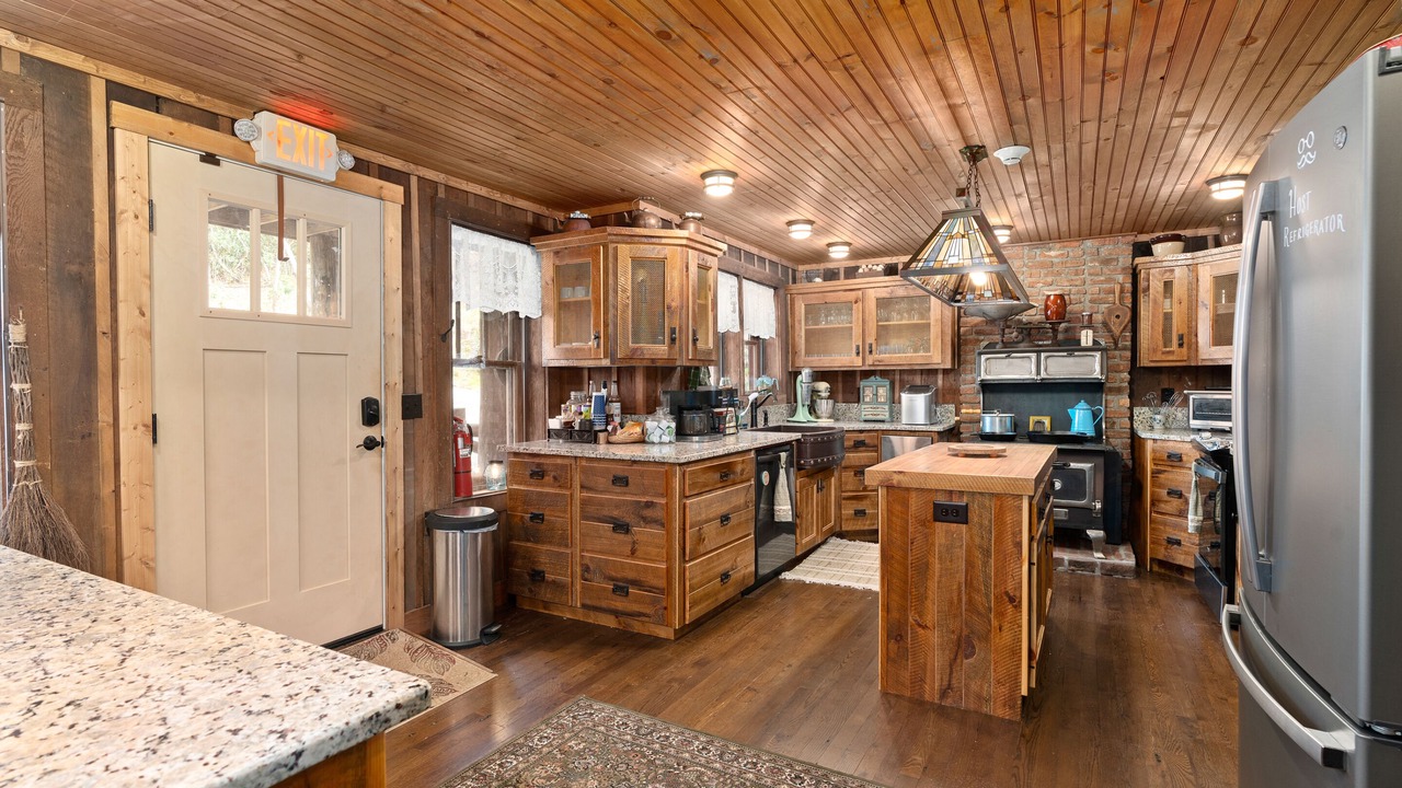 Photo of Kitchen in Topton