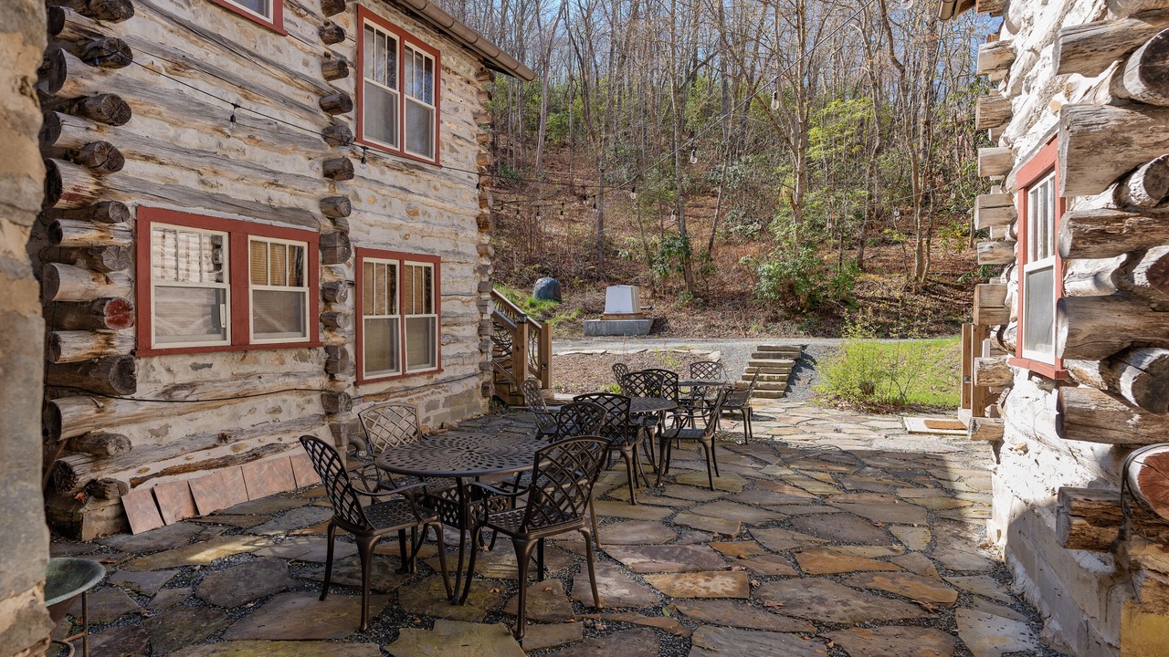 Photo of Outdoor in Topton