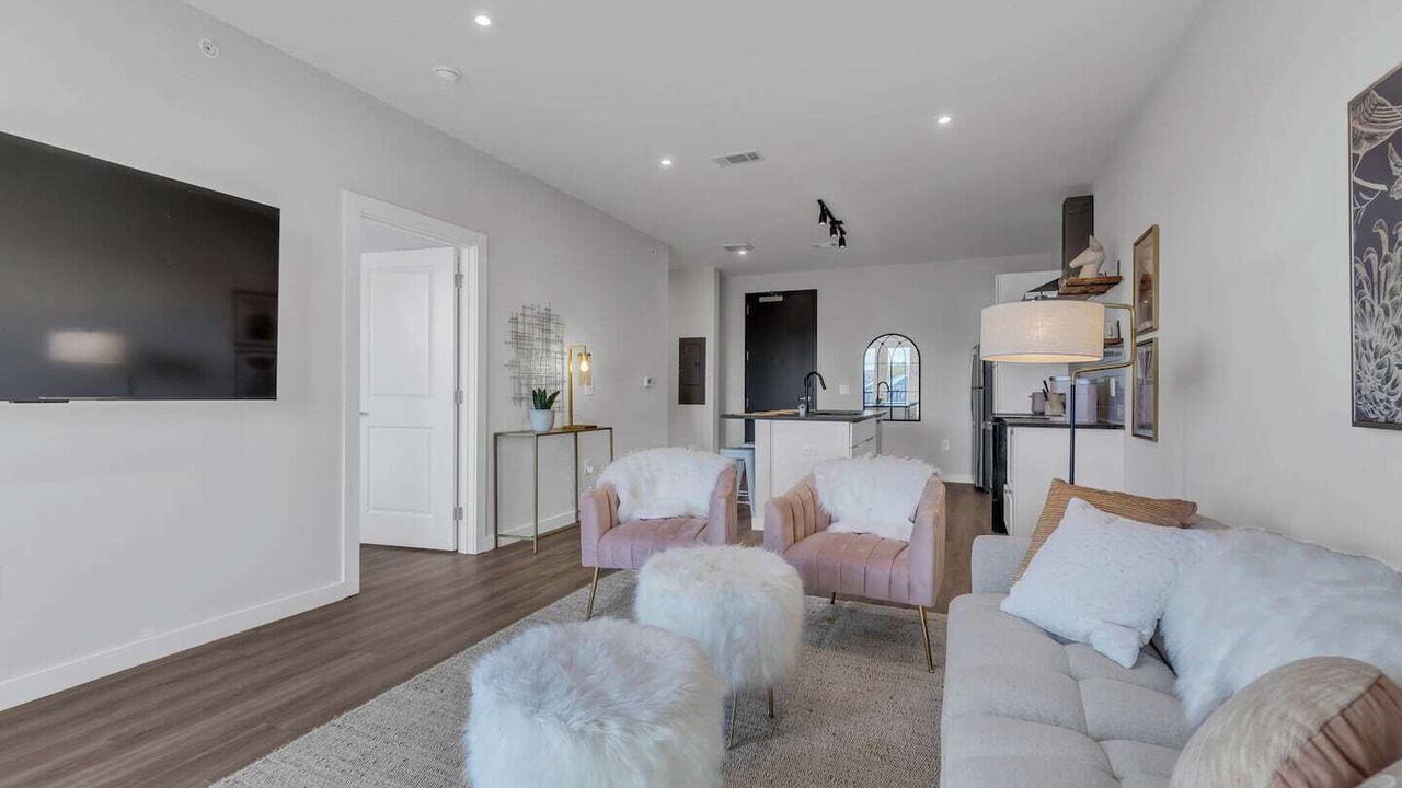 Photo of Livingroom in Urbandale Nations
