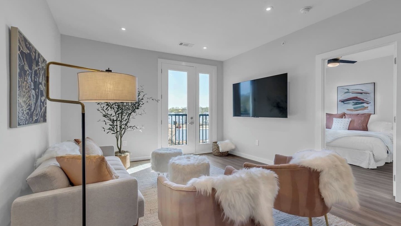 Photo of Livingroom in Urbandale Nations