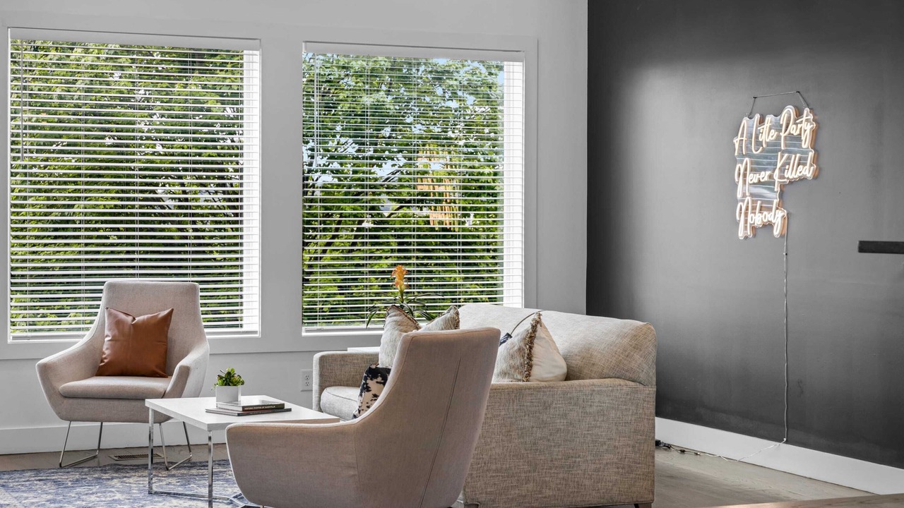 Photo of Livingroom in Berry Hill