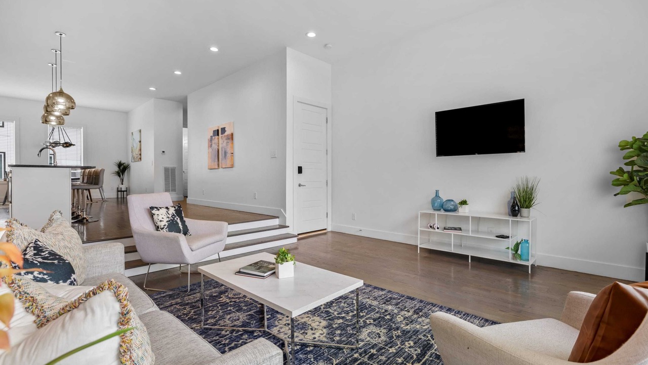 Photo of Livingroom in Berry Hill