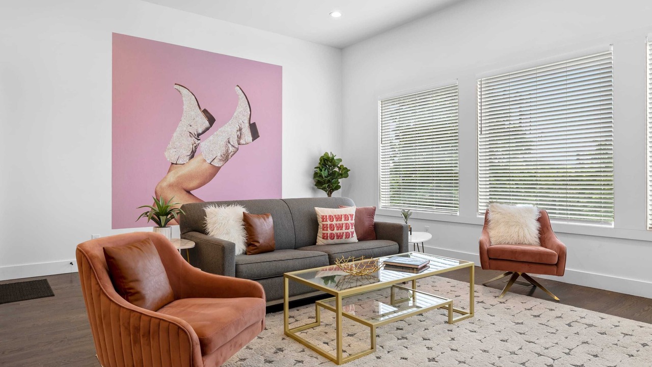 Photo of Livingroom in Berry Hill