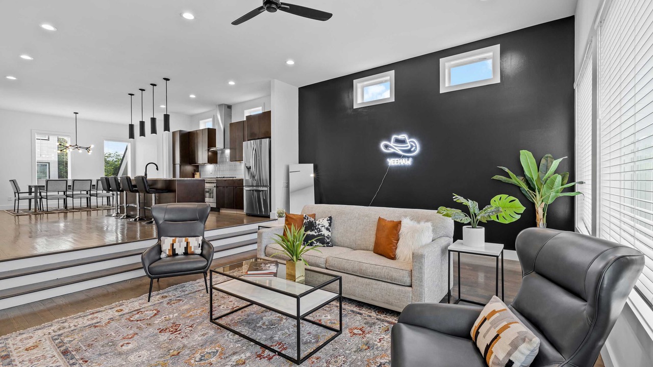 Photo of Livingroom in Berry Hill