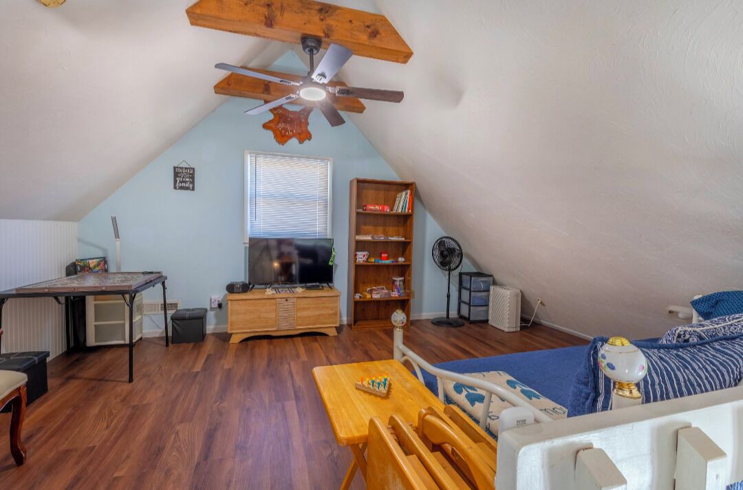 Photo of Livingroom in Murphy