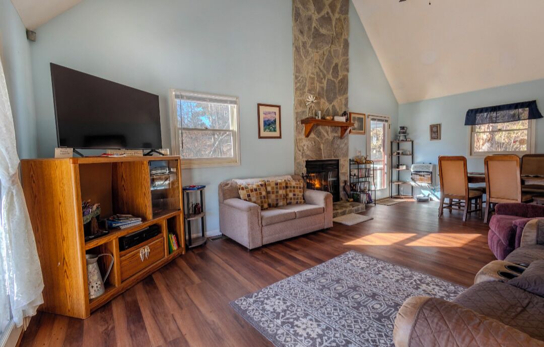 Photo of Livingroom in Murphy