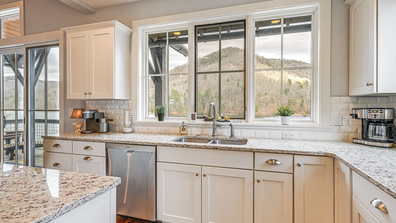 Photo of Kitchen in Bear Lake Reserve