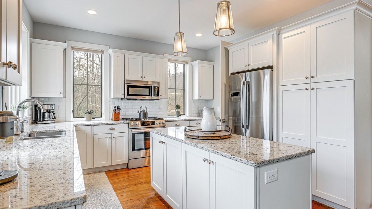 Photo of Kitchen in Bear Lake Reserve