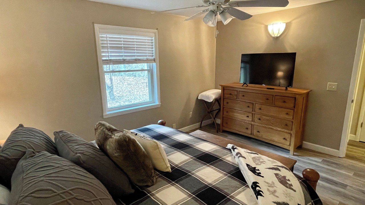 Photo of Bedroom in Robbinsville