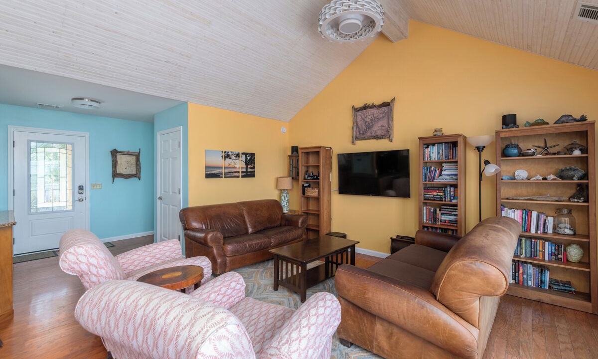 Photo of Livingroom in Saint Helena Island