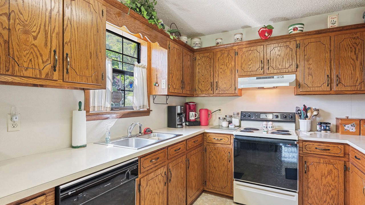Photo of Kitchen in Maggie Valley