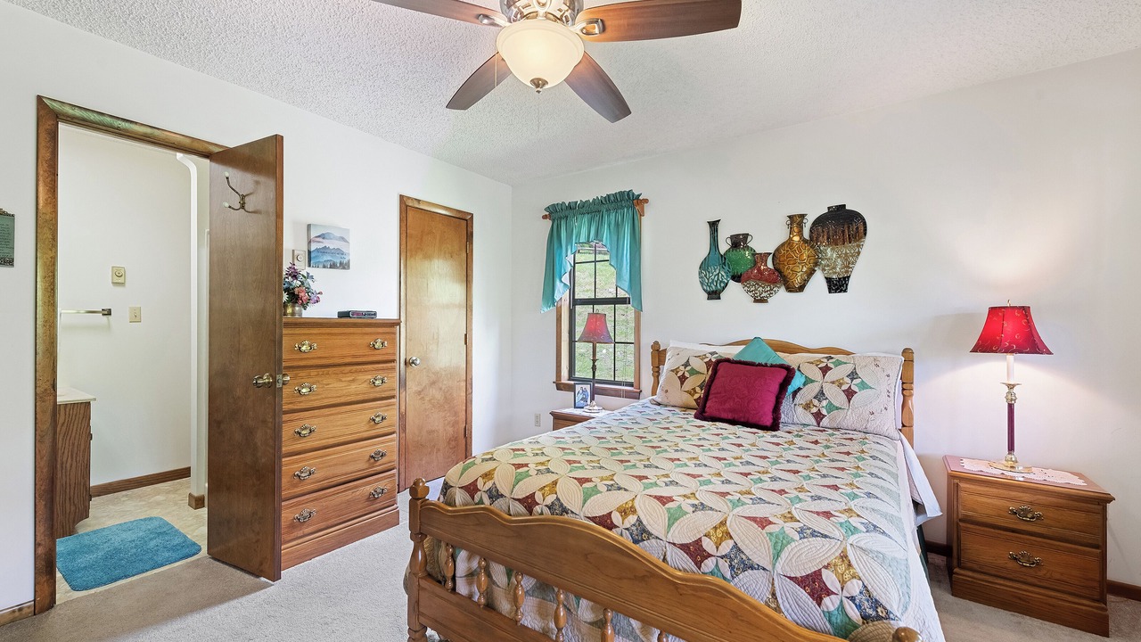 Photo of Bedroom in Maggie Valley