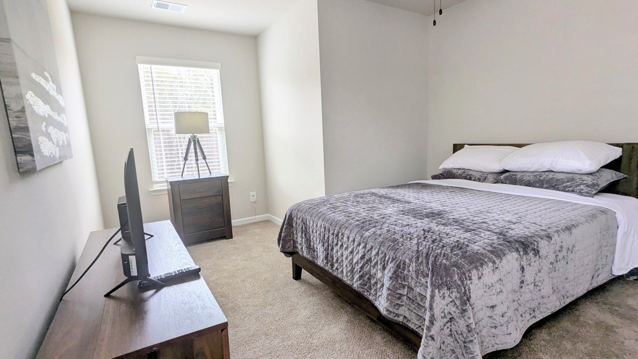 Photo of Bedroom in Huntersville