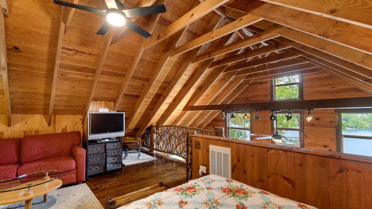 Photo of Bedroom in Cullowhee