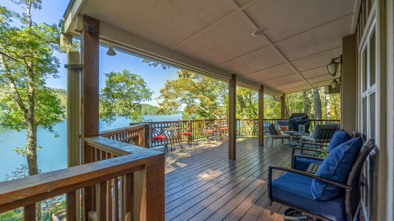 Photo of Patio Balcony in Cullowhee