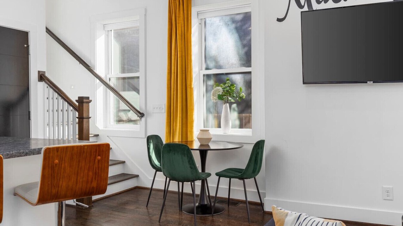 Photo of Bedroom in Hillsboro Village