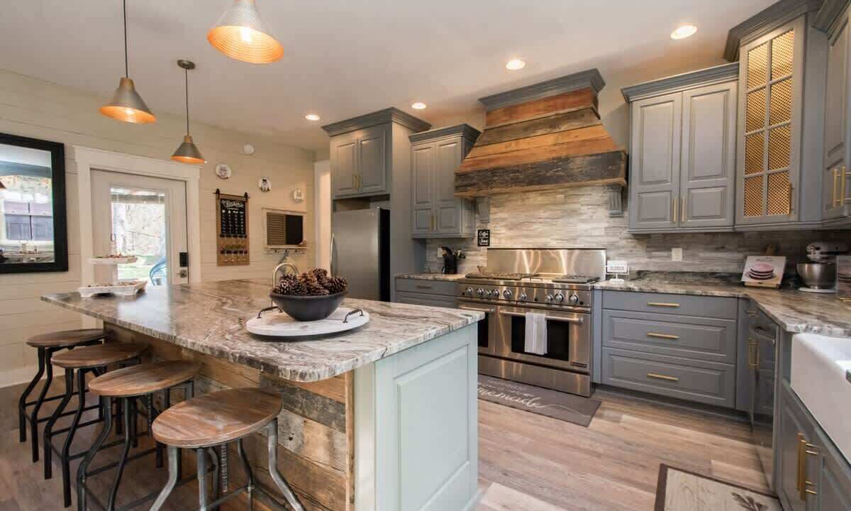 Photo of Kitchen in Hendersonville