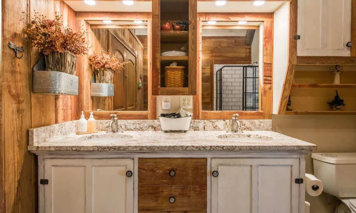 Photo of Bathroom in Hendersonville