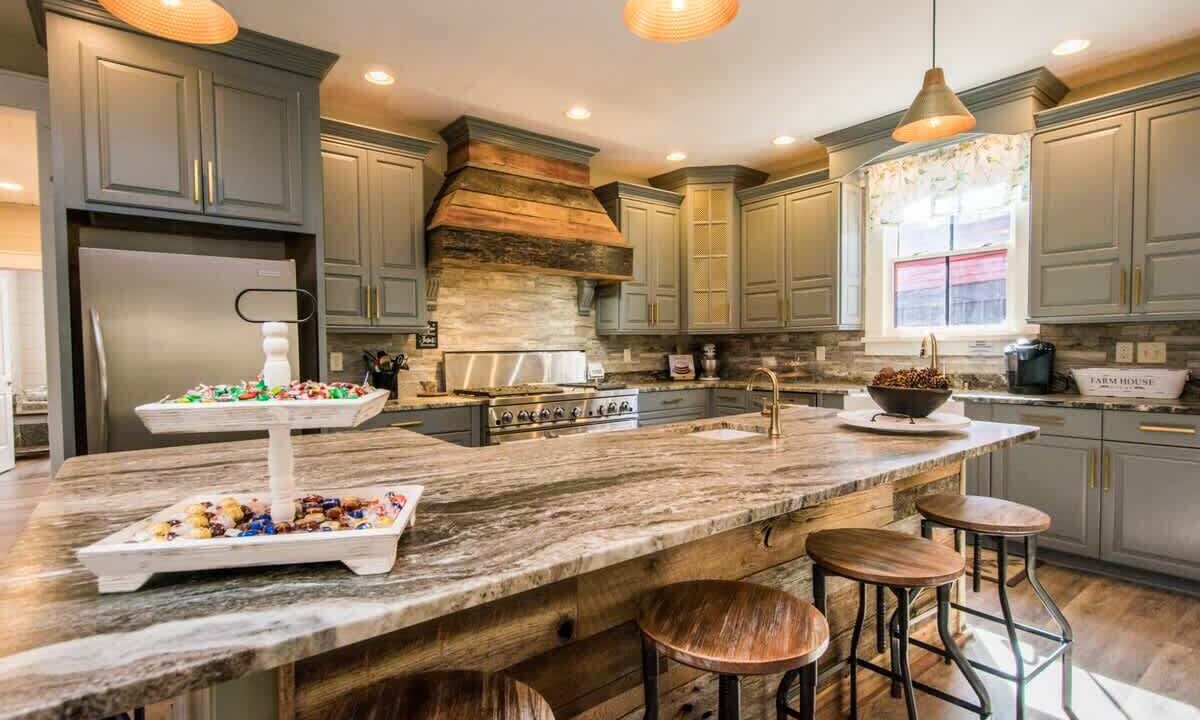 Photo of Kitchen in Hendersonville