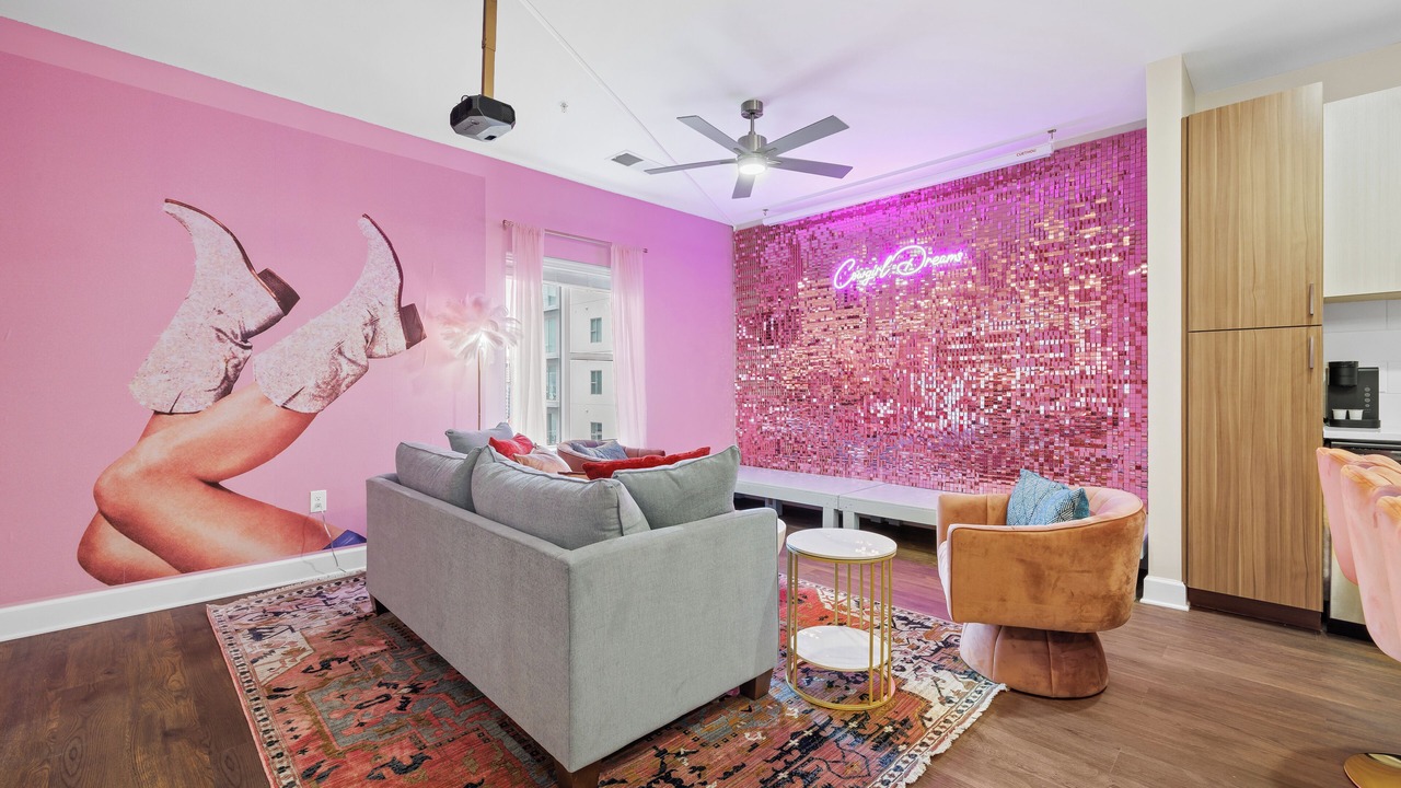 Photo of Livingroom in Eighth Avenue