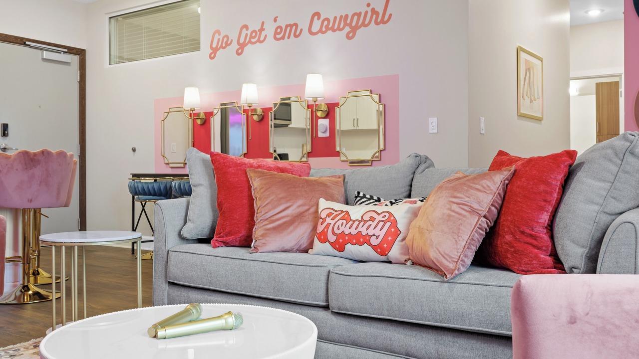 Photo of Livingroom in Eighth Avenue