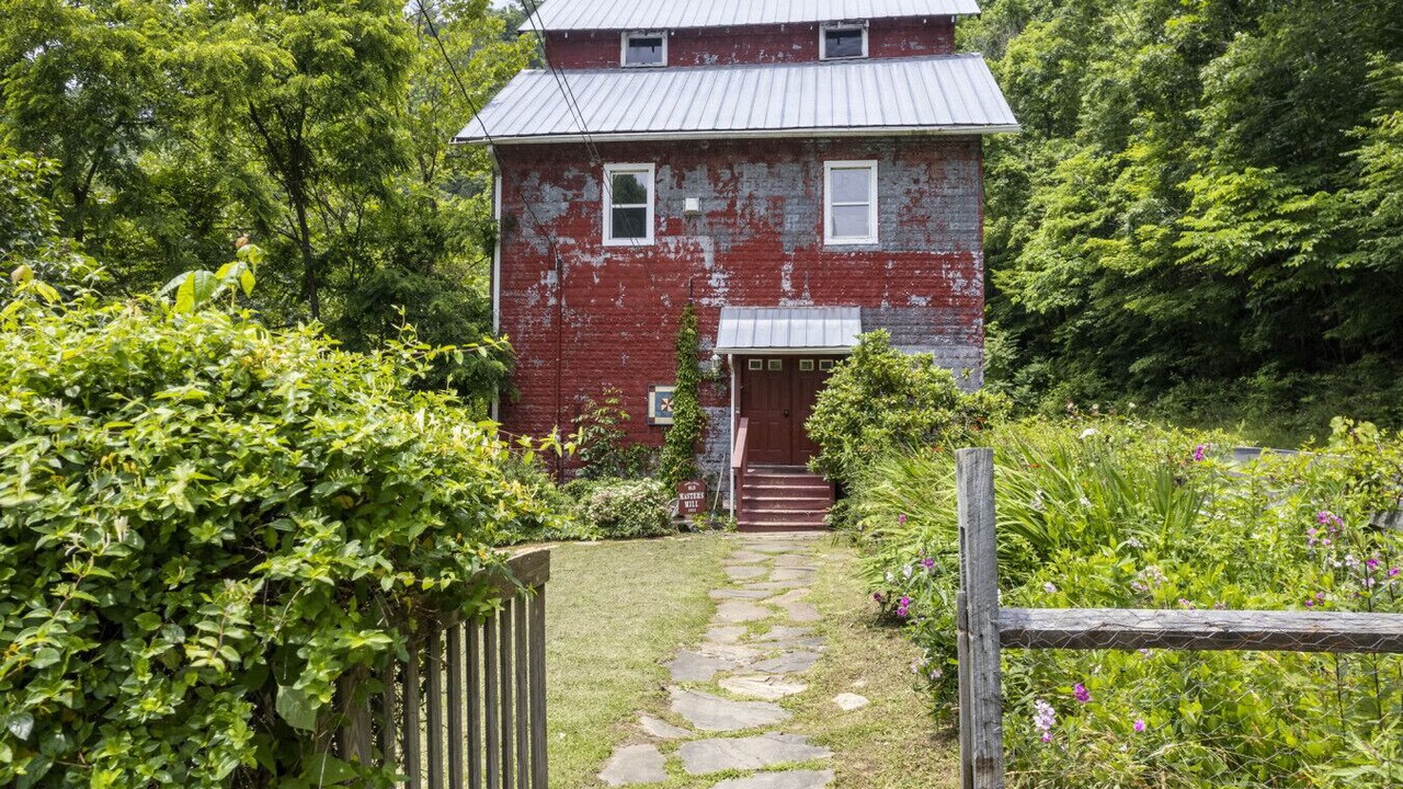 Photo of Others in Bakersville