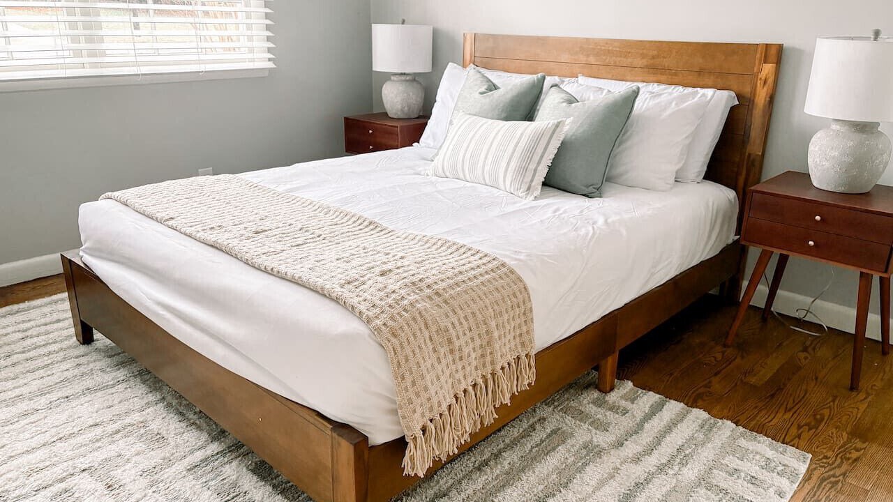 Photo of Bedroom in New Irving Park