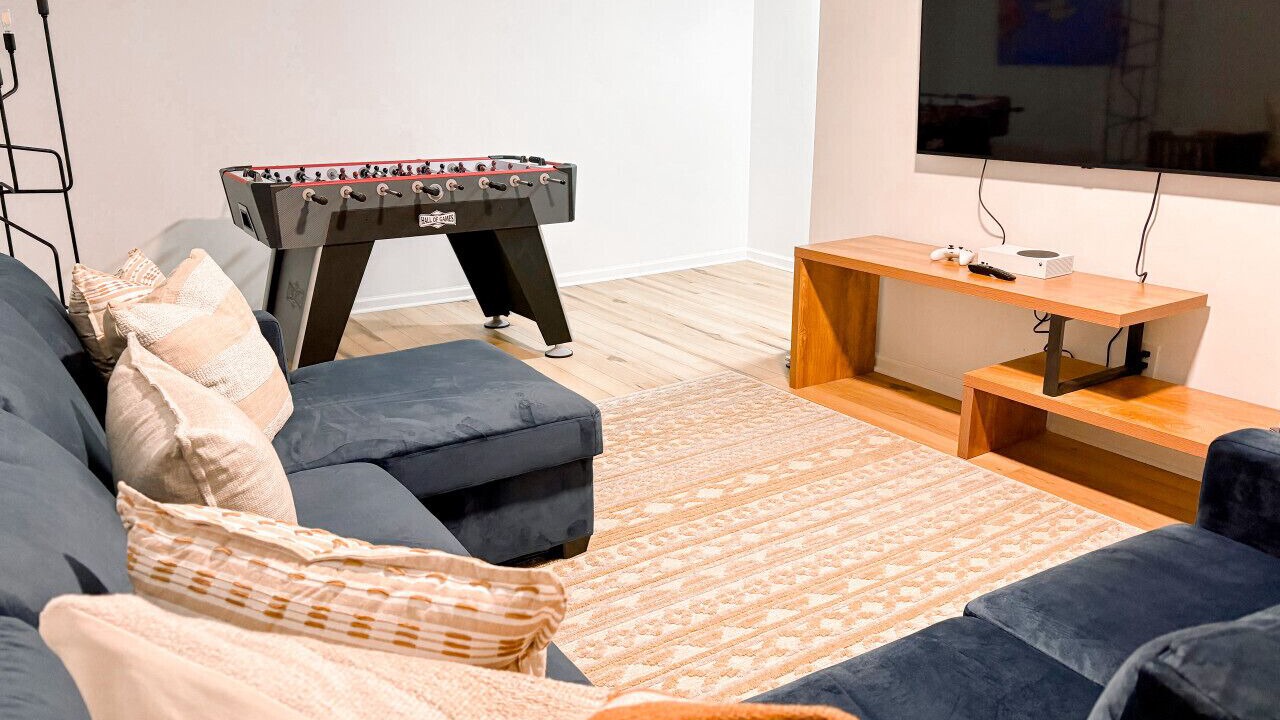 Photo of Livingroom in New Irving Park