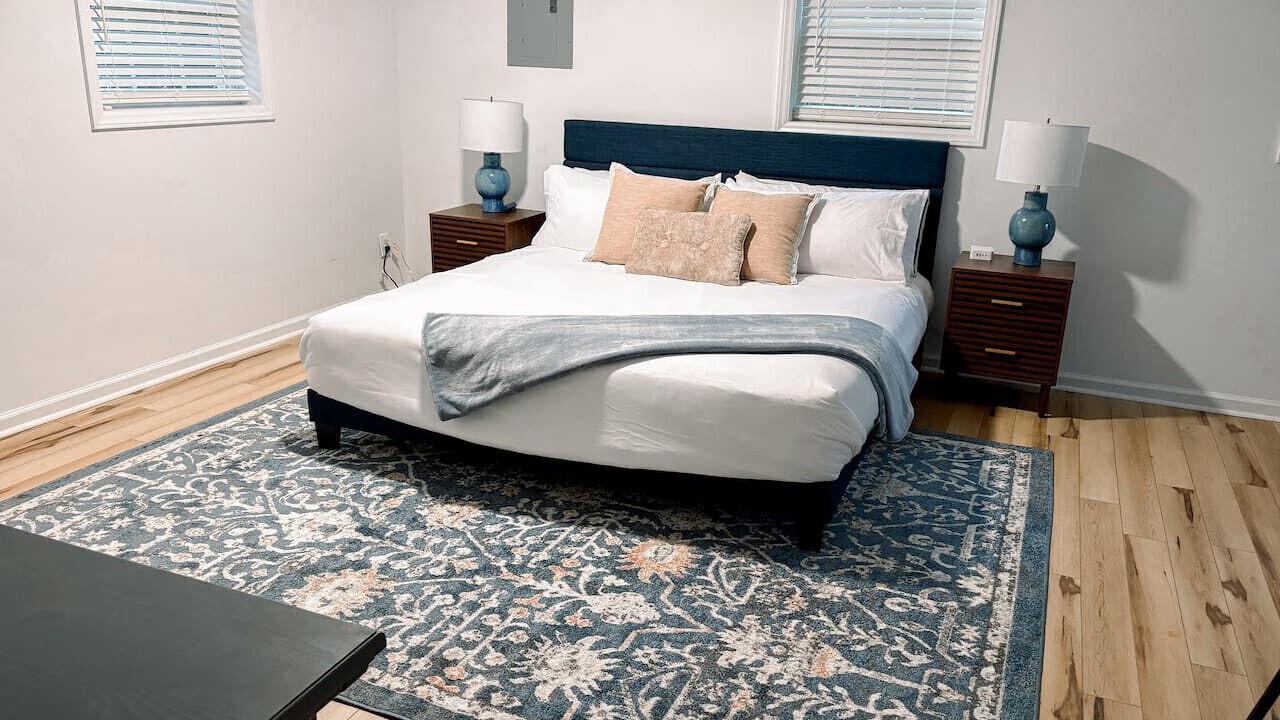 Photo of Bedroom in New Irving Park
