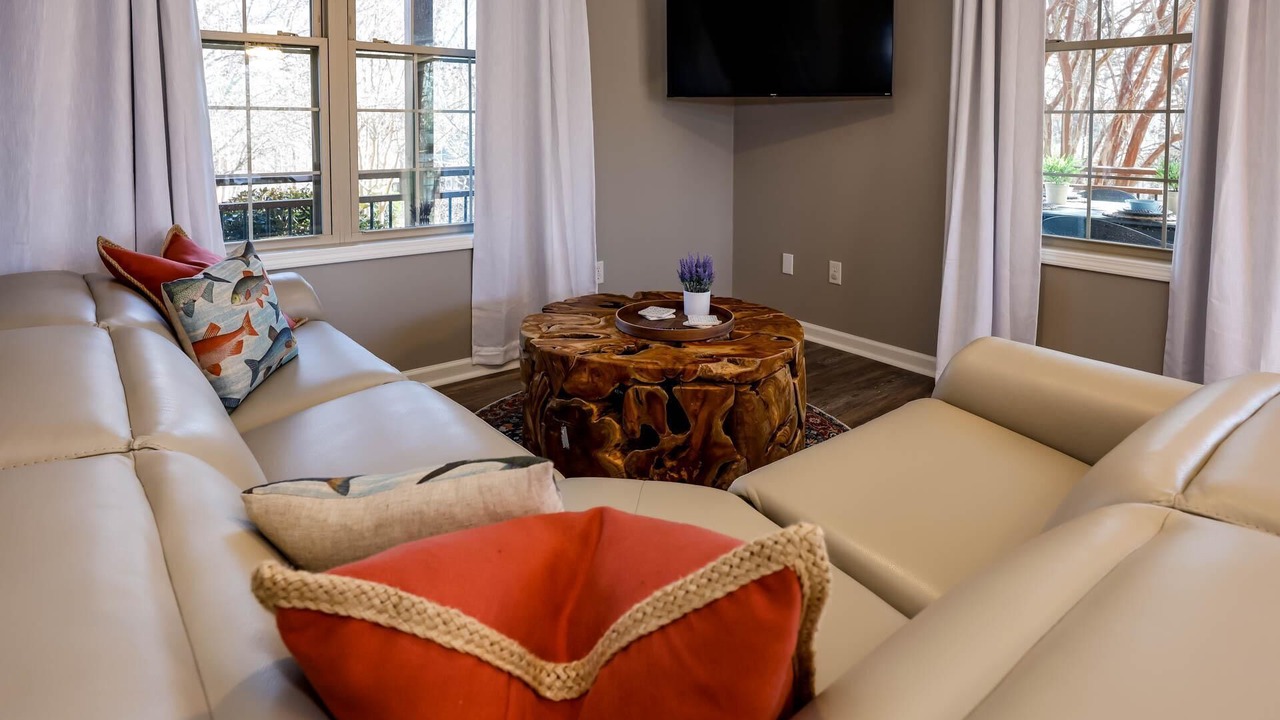 Photo of Livingroom in Sunset Cove